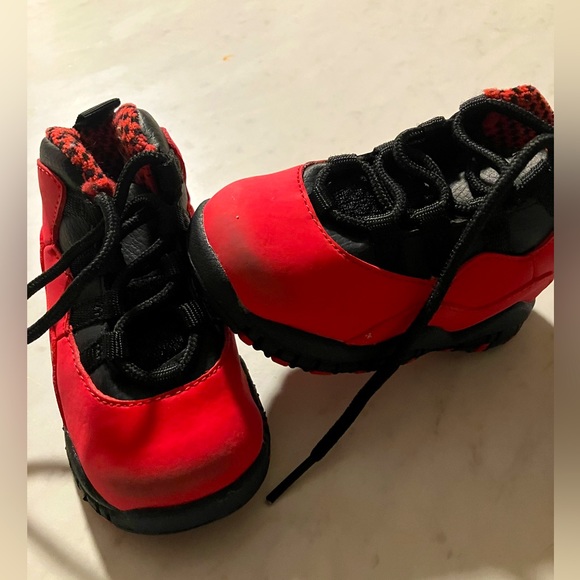 Jordan Baby Shoes - Picture 1 of 4